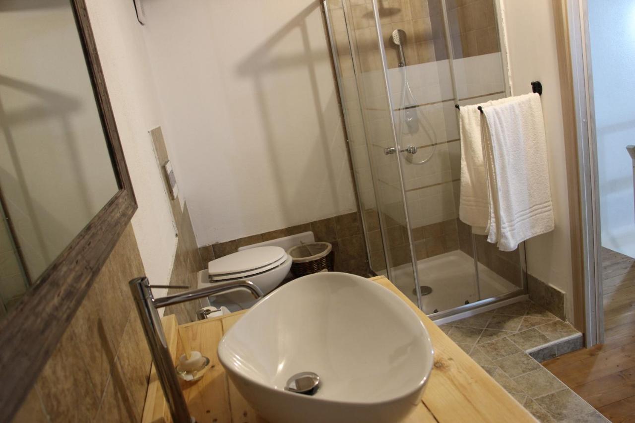 Guest House Tzia Udroni Ossi Экстерьер фото