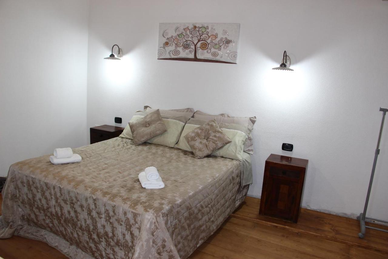 Guest House Tzia Udroni Ossi Экстерьер фото
